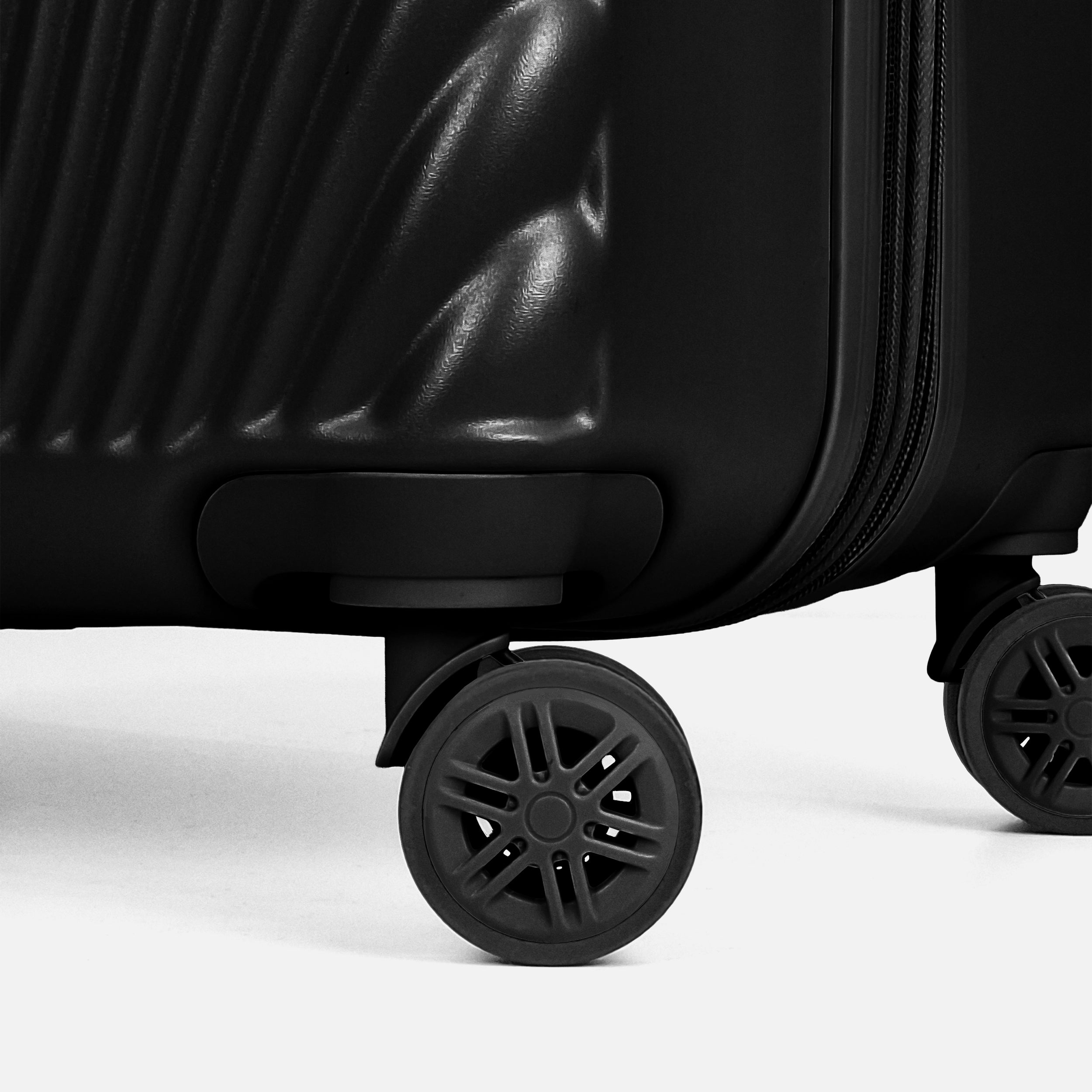 Thanatos PC Luggage 76 + 66 + 55 CM