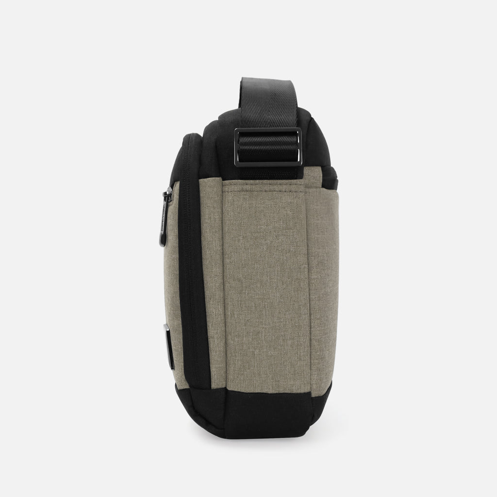 Everyday Crossbody Bag 4L