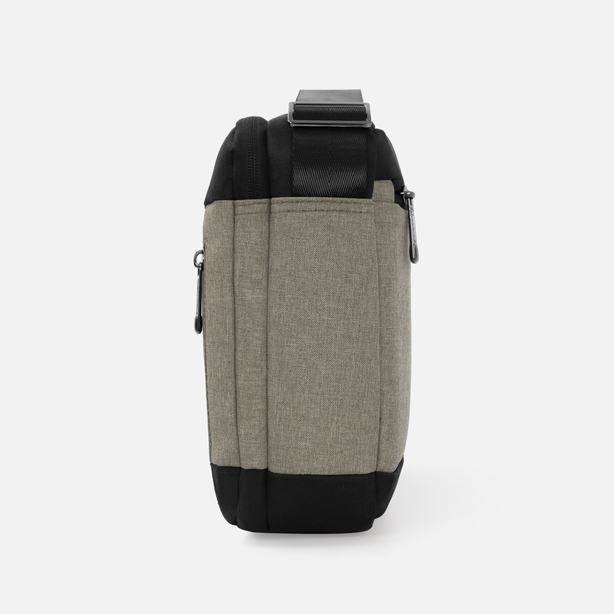 Everyday Crossbody Bag 4L