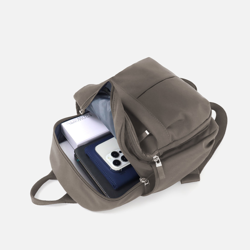 Nylon Backpack Bag 7L
